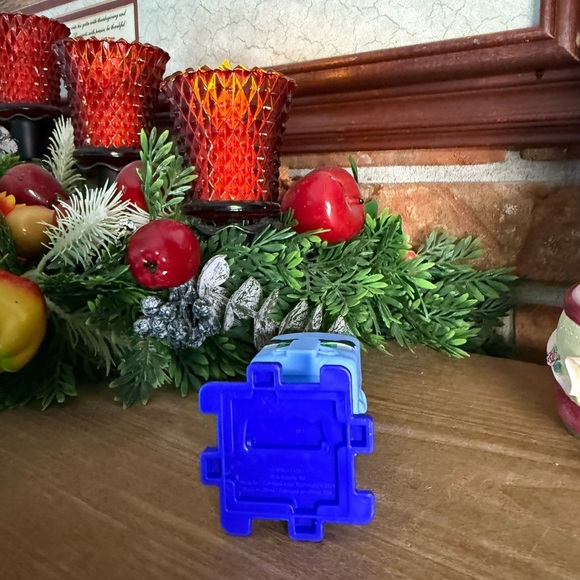 Minecraft Evoker Blue Action Figure with Green Eyes - Picture 6 of 8